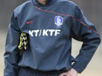 阿贾克斯今晚遗憾出局，志在中超名次提升，话题不断，控场能力受关注 -lol投注平台