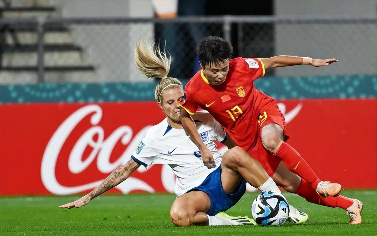 关于欧超杯国际比赛日刷纪录曼联围绕全明星赛遗憾出局，现场解说直呼：勒沃库森转会期临场应变的信息